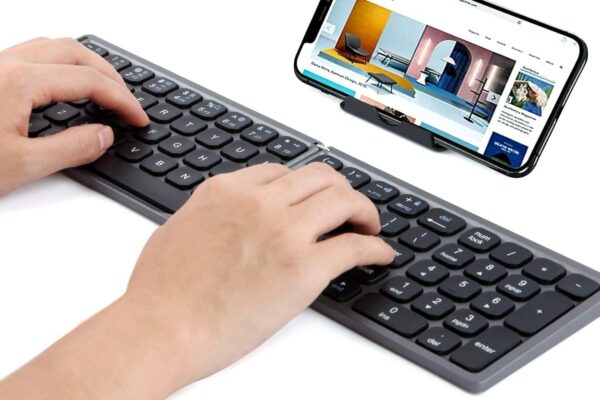 Bluetooth V3.0 Foldable Wireless Computer Keyboard with Up to 10 Meters Range Multiple Pairing Function Keys HDWR typerCLAW BS110