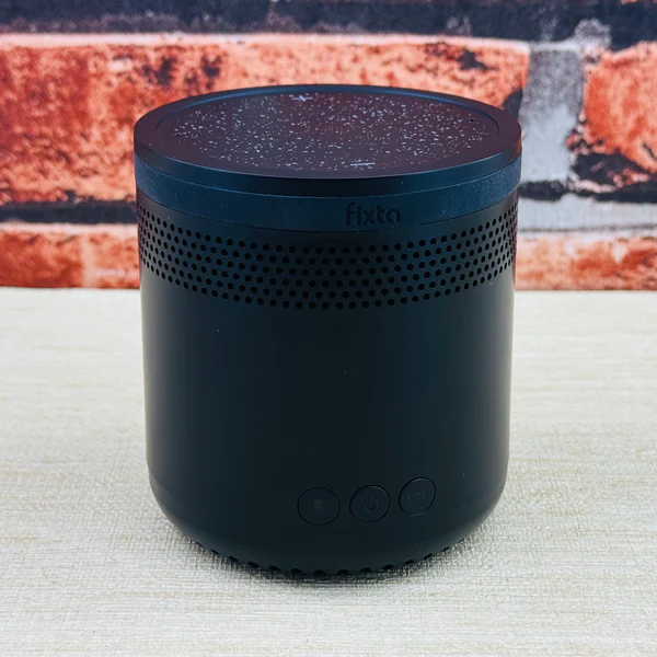 96BFD3C8-CE6D-4A89-9CF3-05AAAE2AFF63 Fixta Bluetooth Speaker With Built in Alexa